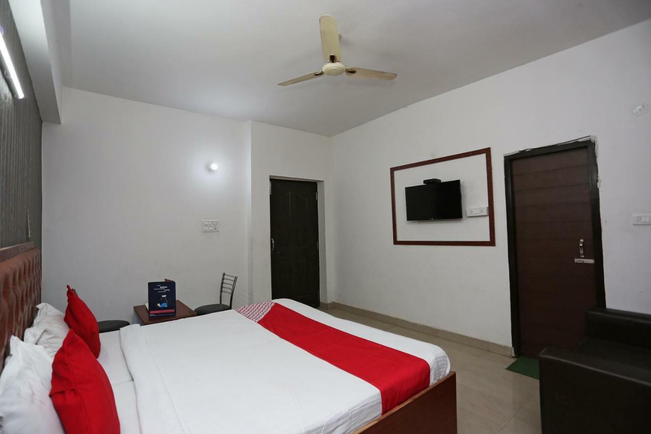 Oyo 24694 Hotel Satya Inn Patna  Exterior photo